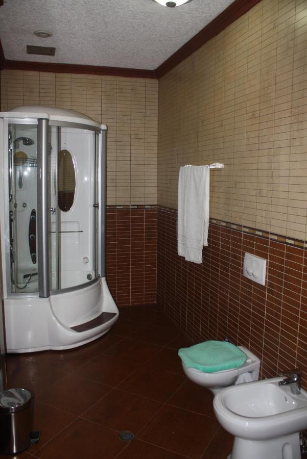 Hotel Bar Restaurant America Kukes المظهر الخارجي الصورة